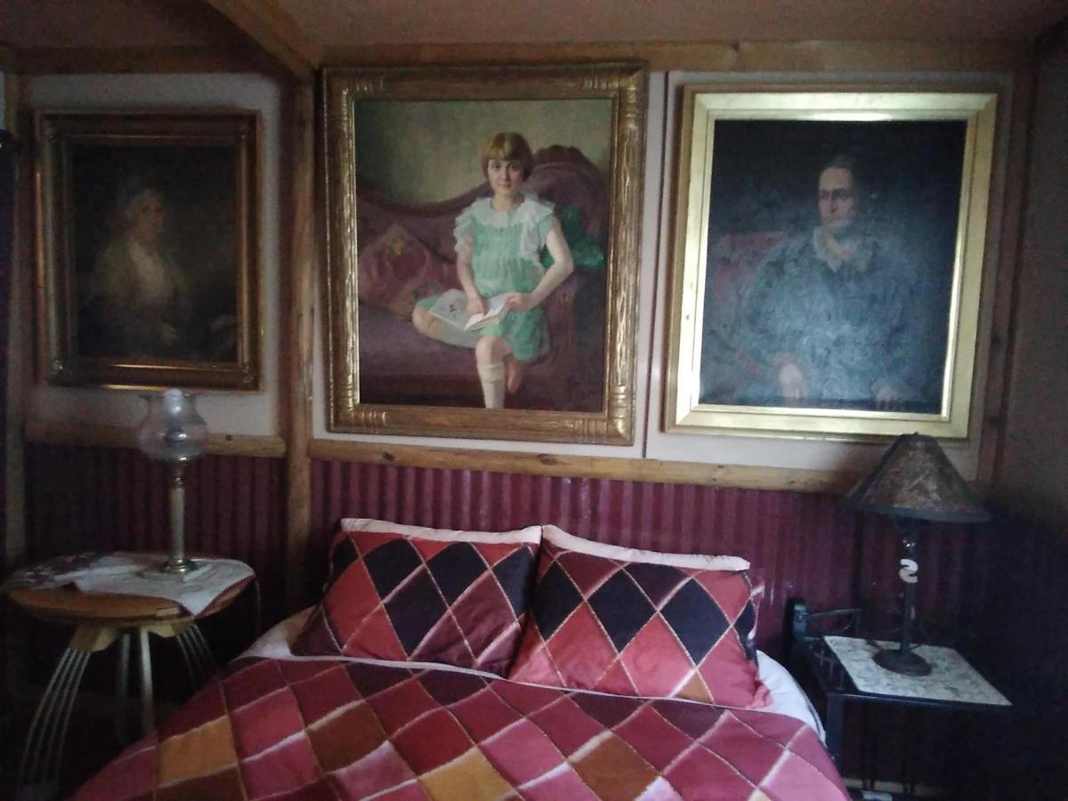 La Loma Del Chivo Llc - The Spirit Room Marathon Extérieur photo