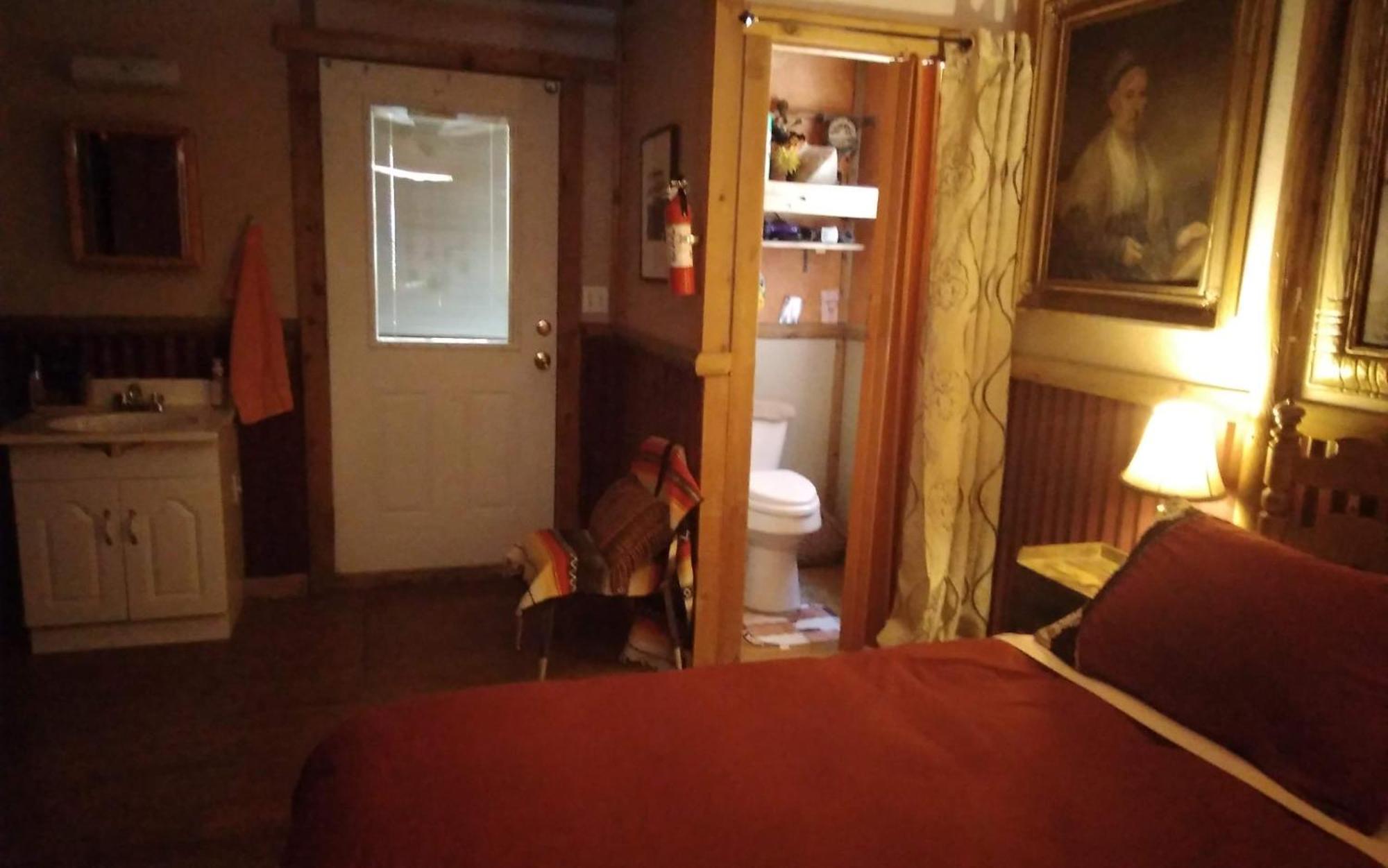 La Loma Del Chivo Llc - The Spirit Room Marathon Extérieur photo